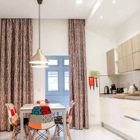 Qliving Central New Apartments Gzira Sliema Promenade Exterior photo