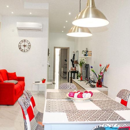 Qliving Central New Apartments Gzira Sliema Promenade Exterior photo