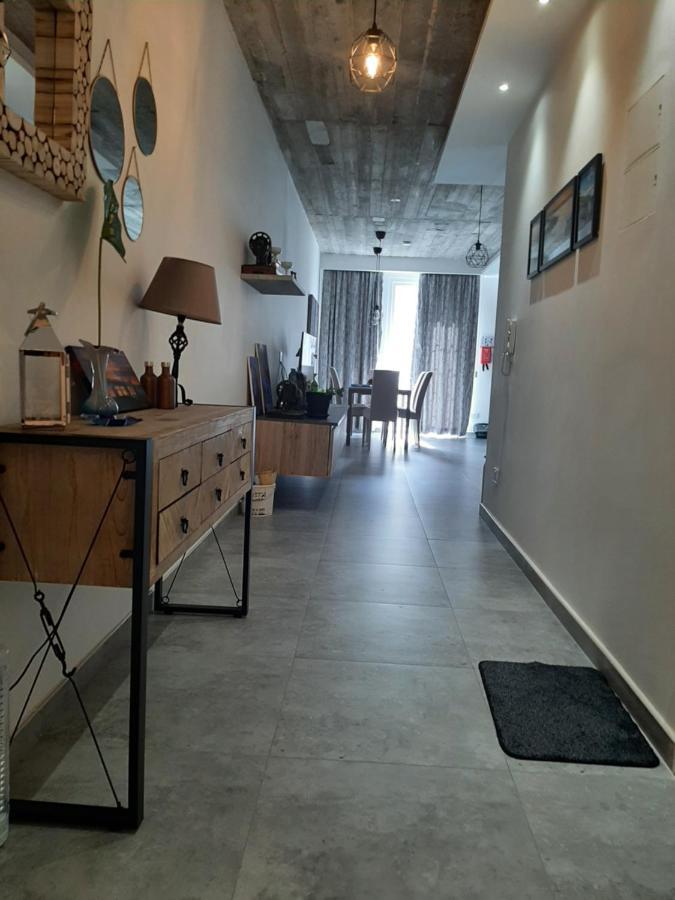 Qliving Central New Apartments Gzira Sliema Promenade Exterior photo