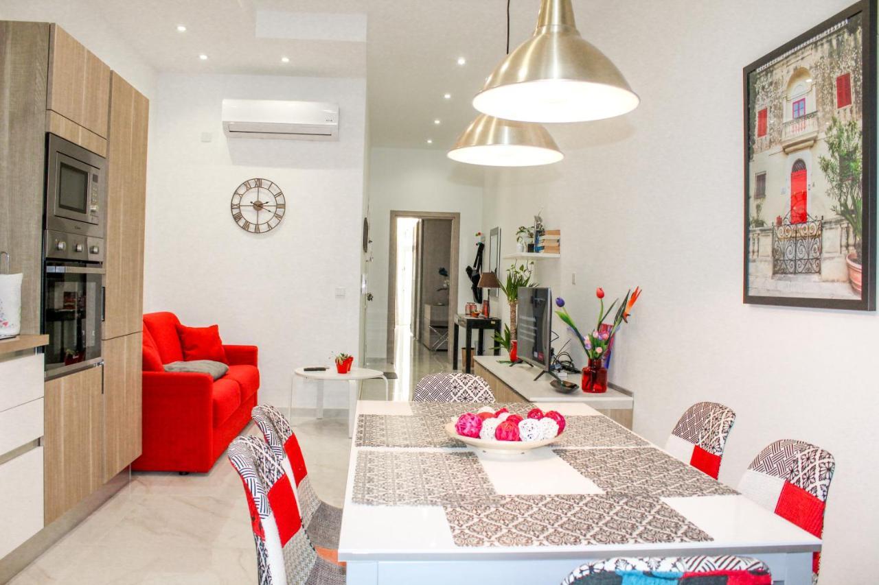 Qliving Central New Apartments Gzira Sliema Promenade Exterior photo
